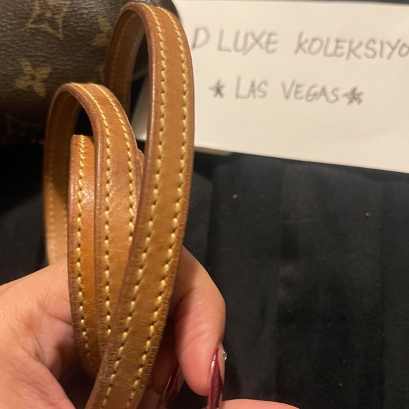 Authentic LV Eva clutch with sling - Picture 6 of 8